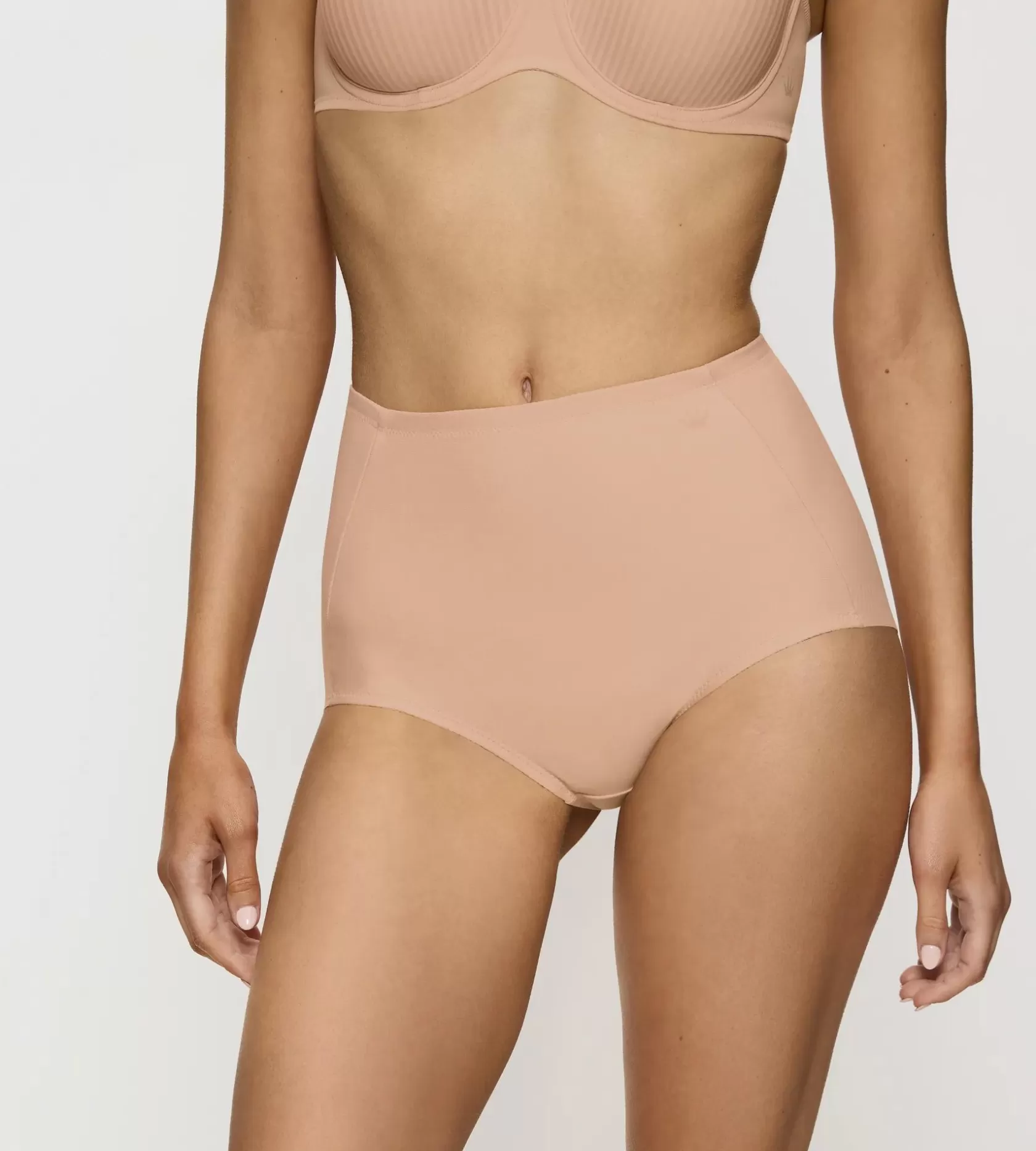 Maxi Trusse | Hofteholdere>Triumph BECCA EXTRA HIGH+COTTON NeutralBeige