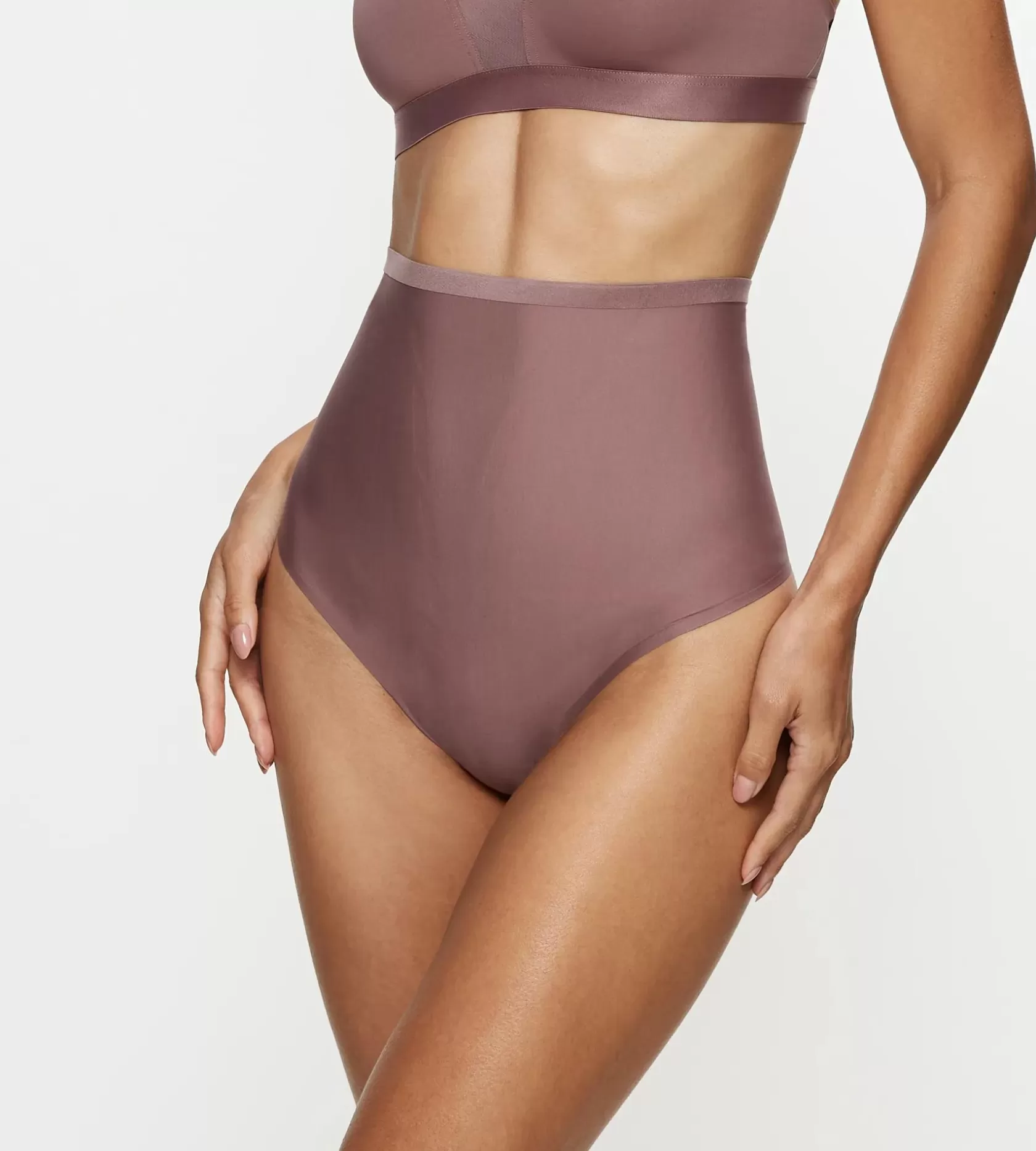 G-streng, Brasilianske Trusser | Shapewear Trusser>Triumph SHAPE SMART RoseBrown